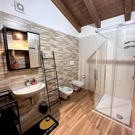 Jazz Shelter! Relax Tra Le Vette Abruzzesi! בקתה *